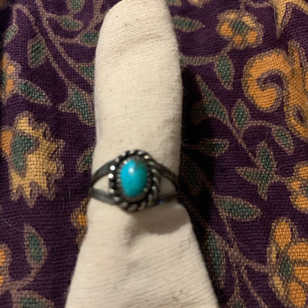Vintage silver Native American turquoise ring